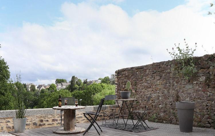 Apartamento La Douce Nuit Fougères Exterior foto